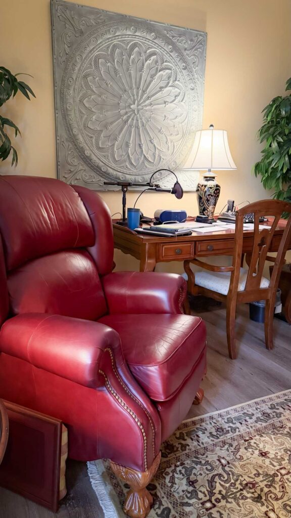 Resonance Hypnosis Office Space